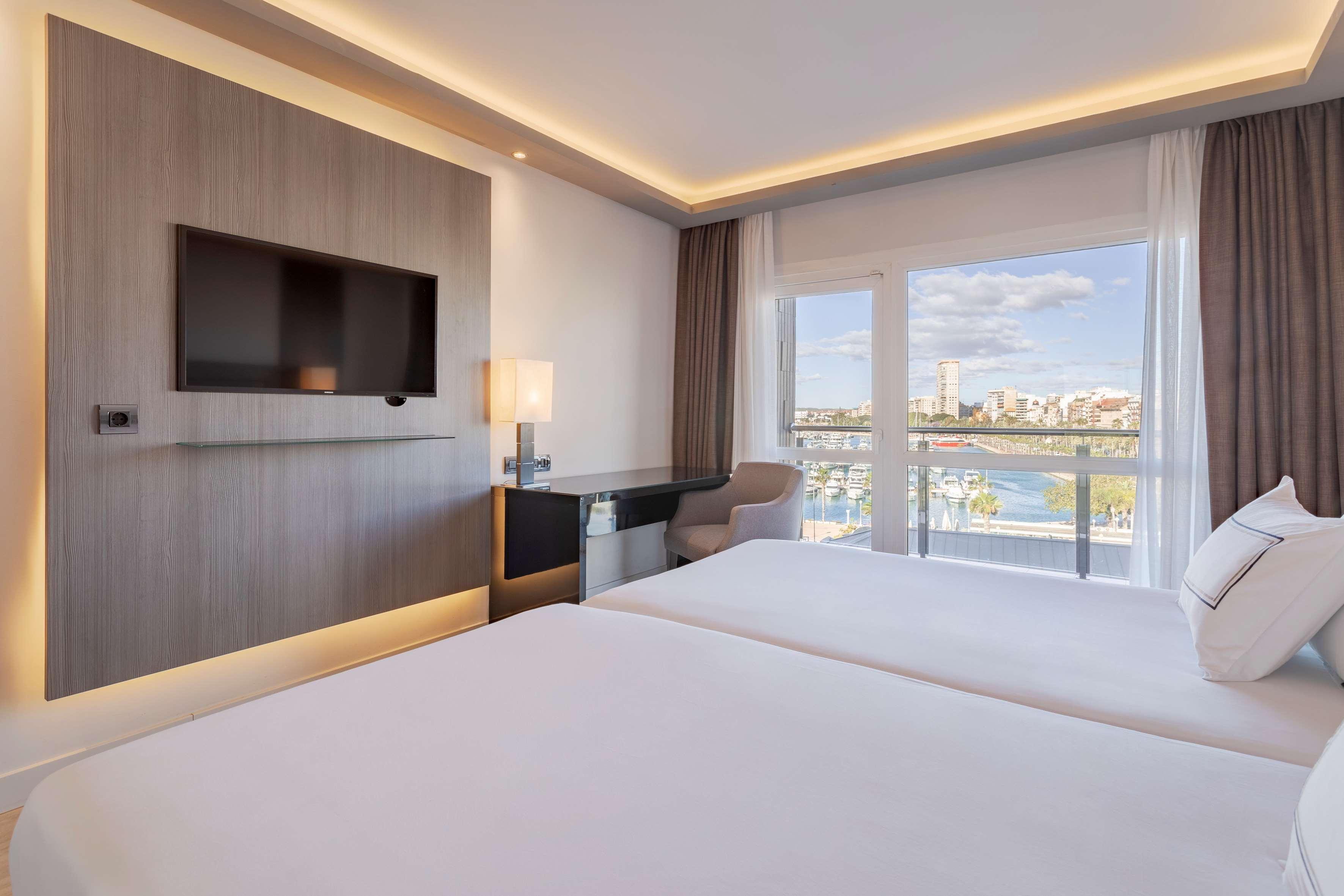 Executive Junior Suite,1272857560:JPEG